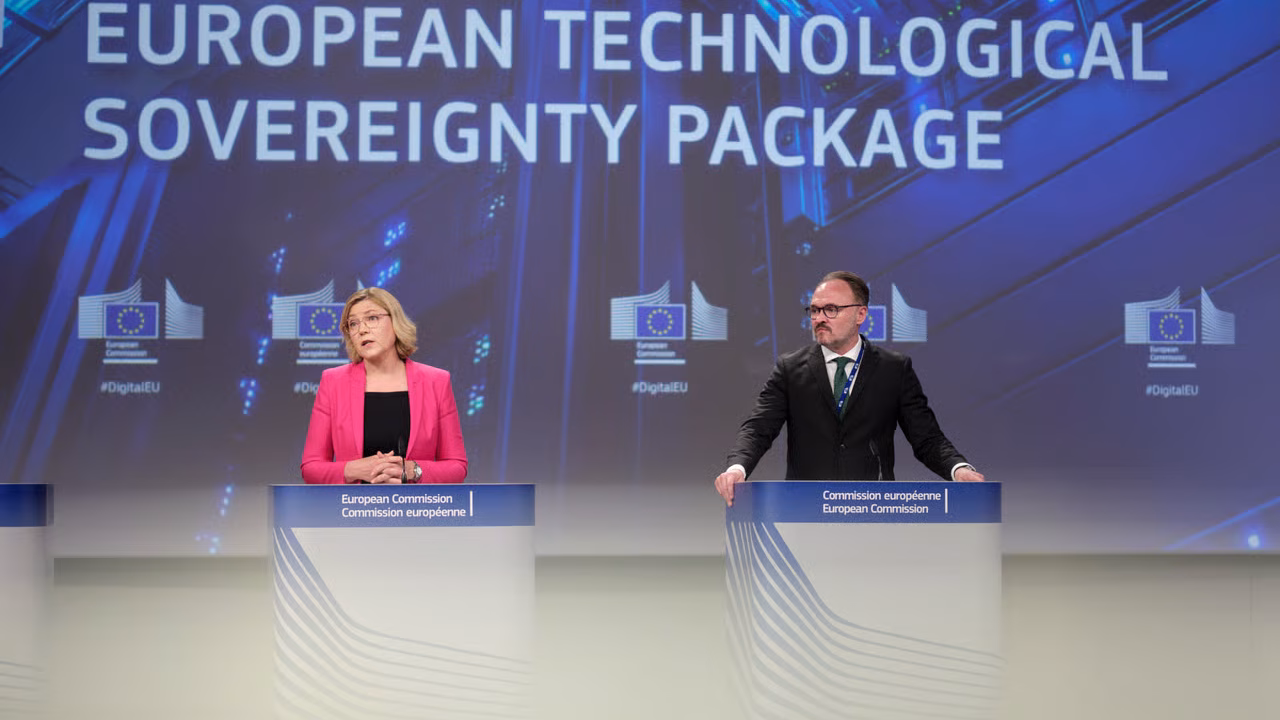 Eșec diplomatic la Bruxelles: pachetul UE pentru suveranitate tehnologică dezamăgește Europa și provoacă furia giganților din Statele Unite